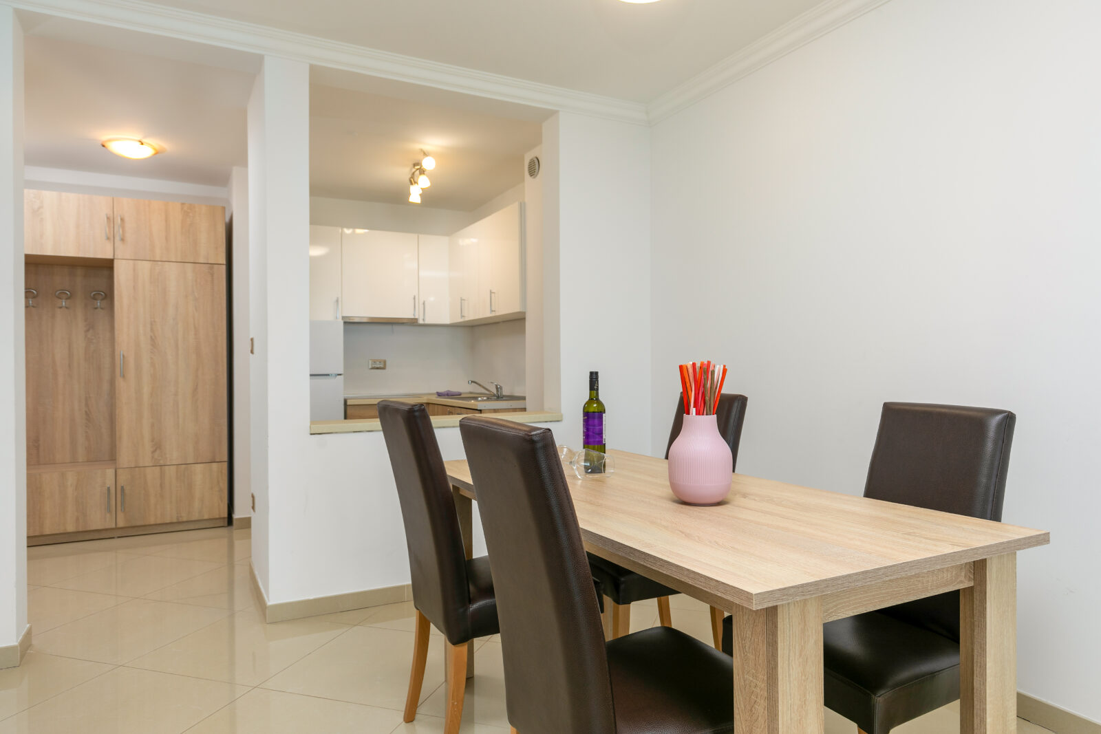 One-Bedroom Apartment - Rotonda Inn 