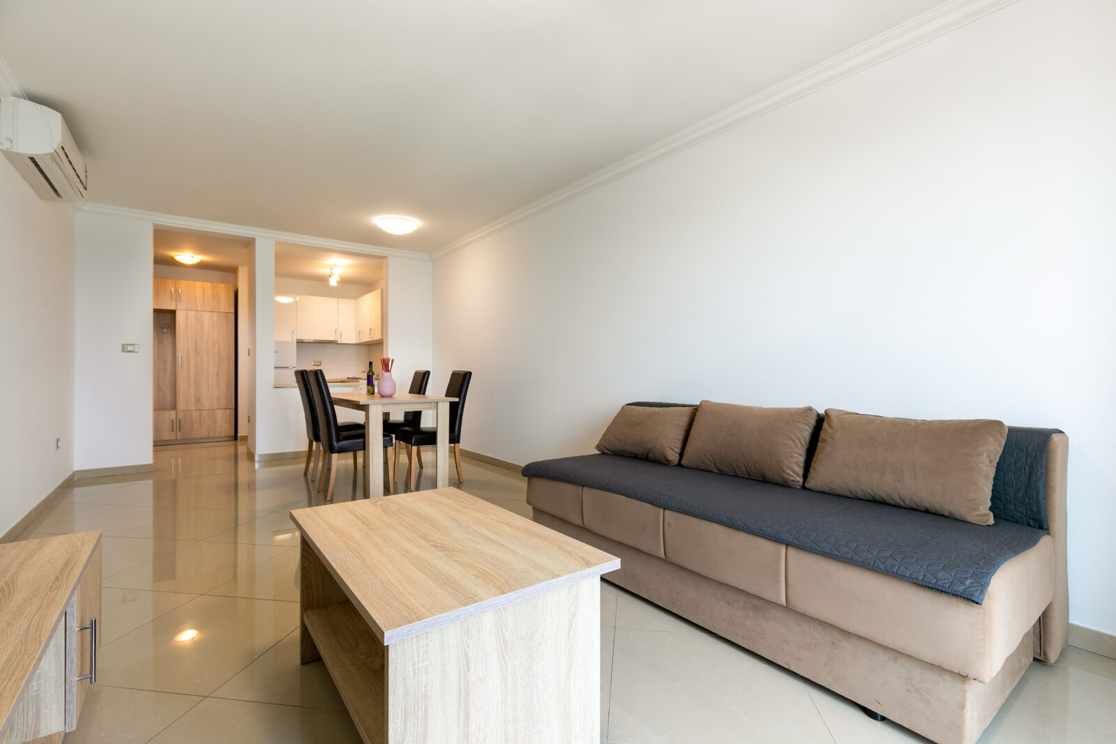 One-Bedroom Apartment - Rotonda Inn 