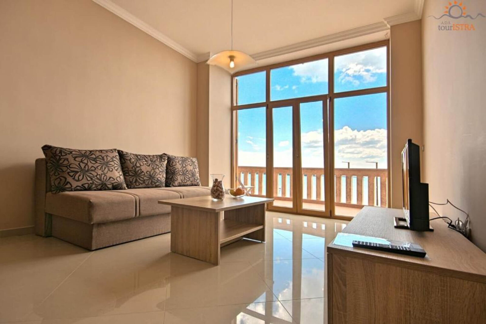 Gallery - Rotonda Inn 