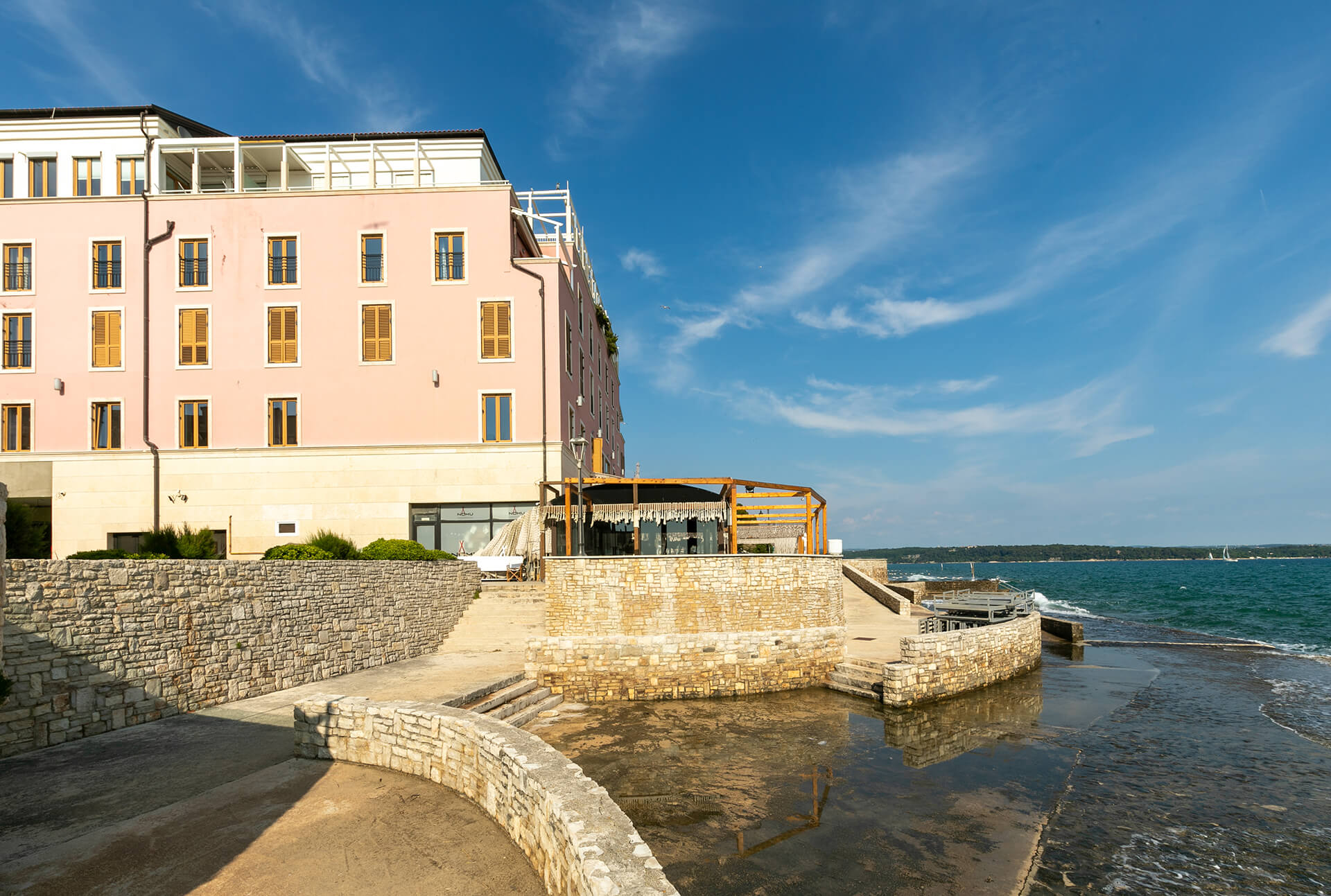 Gallery - Rotonda Inn 